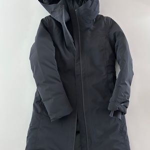 Lululemon Snow Warrior Winter Black Waterproof Down Parka size 2